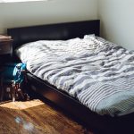 Jak wzmocnić stelaż łóżka
